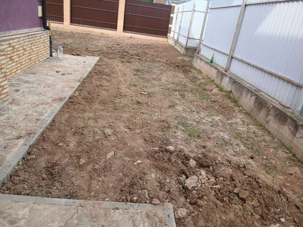 Укладка рулонного газона под ключ в Видном